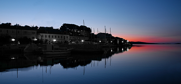 The night is on fire!